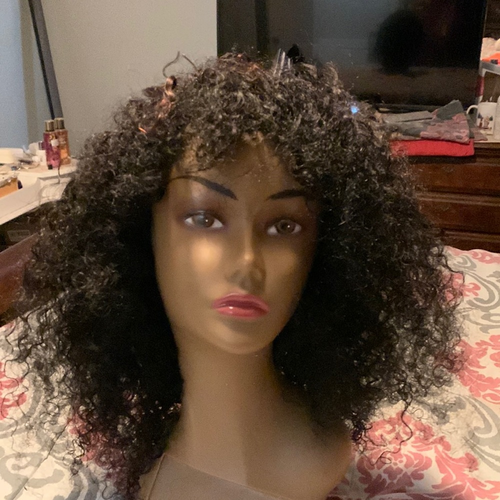 Yokada wig.